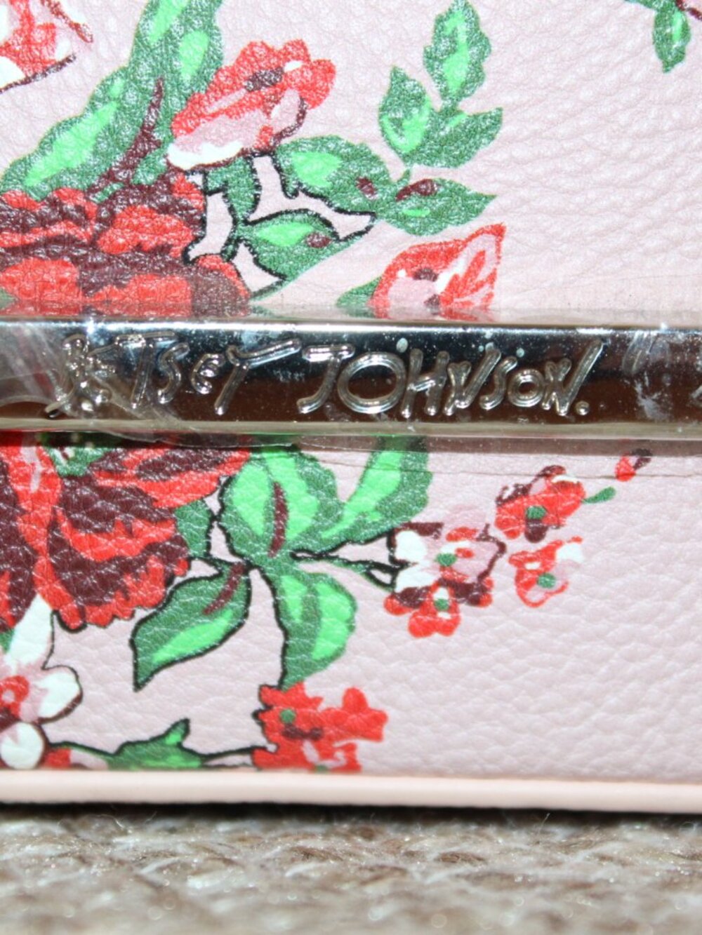 NWT Betsey Johnson Shabby Chic Bow front crossbody Purse DARLING!! - Picture 9 of 12